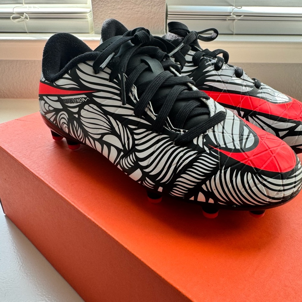Nike Hypervenom Phelon II - youth soccer boots Neymar jr